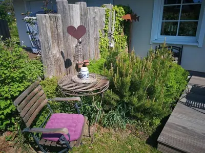 Ein Garten an der Unterkunft House Pella Modern retreat
