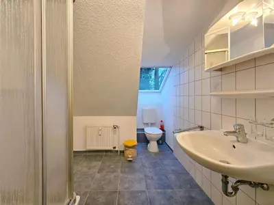 Ein Badezimmer in der Unterkunft Zander FeWo 10