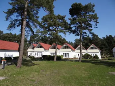 Das Gebäude in dem sich das Ferienhaus befindet