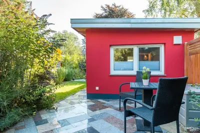 Ein Garten an der Unterkunft Kleine Rotbuche