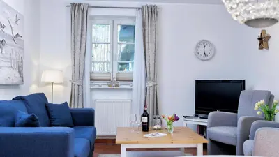 Ein Sitzbereich in der Unterkunft Achtern Diek 12b - Wohnung 1