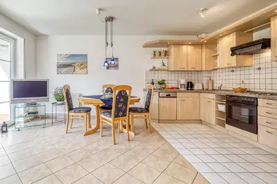 Küche/Küchenzeile in der Unterkunft Haus Kranich 4 - Wohnung 17
