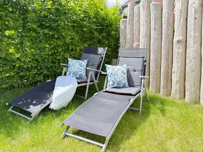 Ein Garten an der Unterkunft Ostseekoje