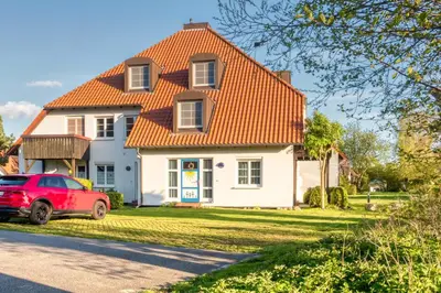 Das Gebäude in dem sich die Ferienwohnung befindet