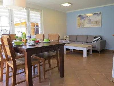 Ein Sitzbereich in der Unterkunft Prerower Seekiste Comfortable holiday residence