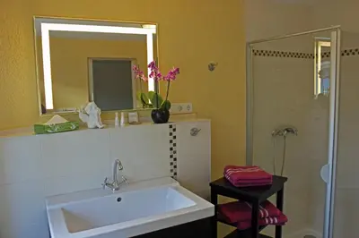Ein Badezimmer in der Unterkunft Bauernhaus Dierhagen