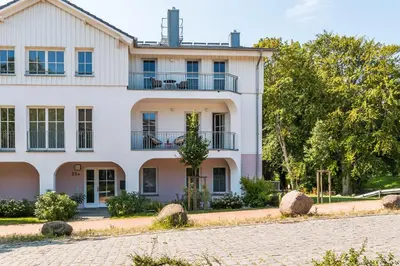 Ein Garten an der Unterkunft Romy