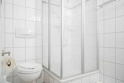 Ein Badezimmer in der Unterkunft Johouse Zingst Johouse Zimmer 17