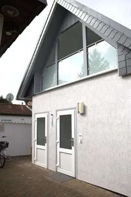 Das Gebäude in dem sich die Ferienwohnung befindet