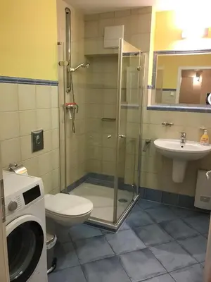 Ein Badezimmer in der Unterkunft Utkiek 2