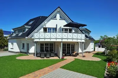 Das Gebäude in dem sich die Ferienwohnung befindet