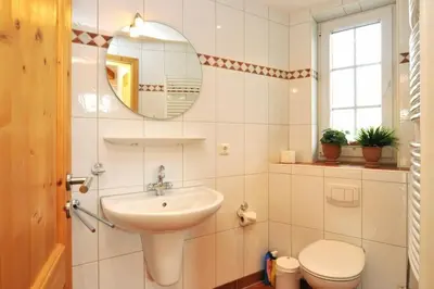 Ein Badezimmer in der Unterkunft Meeresrauschen - b48459