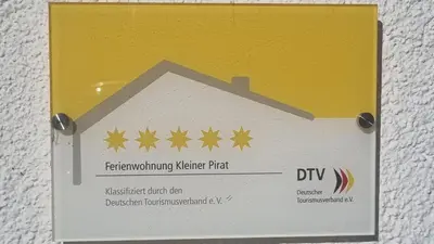 Ein Zertifikat, Auszeichnung, Logo oder anderes Dokument, das in der Unterkunft Kleiner Pirat ausgestellt ist