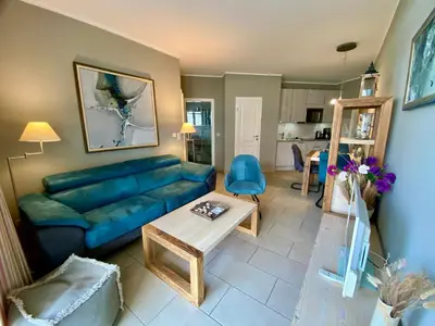 Ein Sitzbereich in der Unterkunft Ostsee Wellnessresidenz Wohnung 7 in Zingst