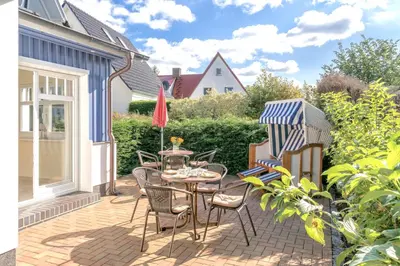 Das Gebäude in dem sich die Villa befindet