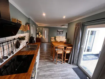 Küche/Küchenzeile in der Unterkunft Ferienwohnung in Ostsee Nähe