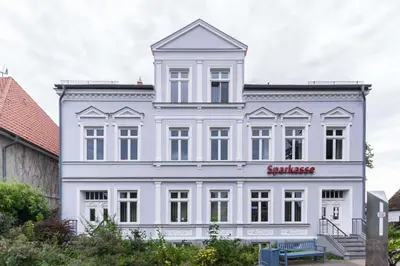 Das Gebäude in dem sich die Ferienwohnung befindet
