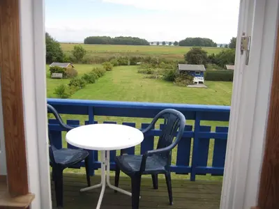 Ein Garten an der Unterkunft Apartment in Dierhagen (Ostseebad) 2646