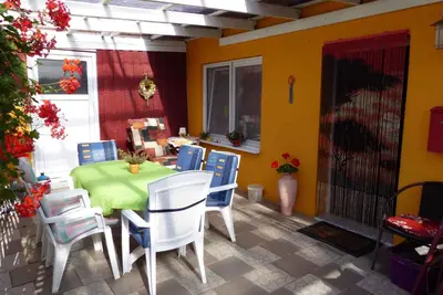 Ein Sitzbereich in der Unterkunft Apartment Fuhlendorf 2