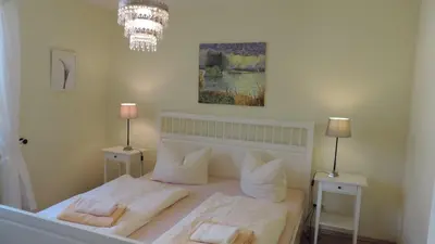 Ein Bett oder Betten in einem Zimmer der Unterkunft Akazienhaus 3 - b65935