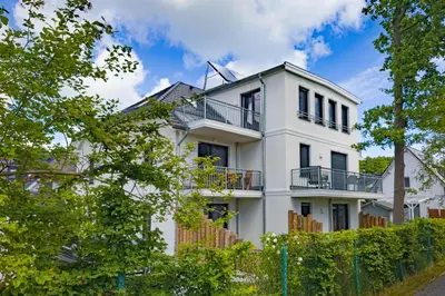 Das Gebäude in dem sich die Ferienwohnung befindet