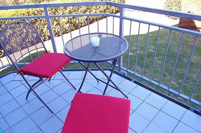 Ein Balkon oder eine Terrasse in der Unterkunft Lee - b49664
