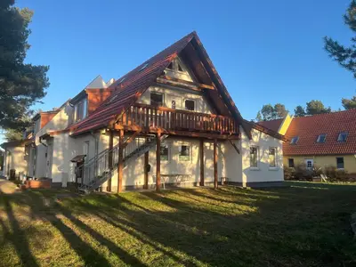 Das Gebäude in dem sich die Ferienwohnung befindet