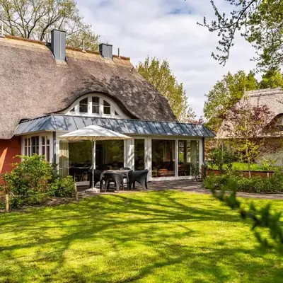 Ferienwohnung Haus Strandeiche 02