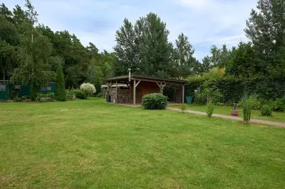Ein Garten an der Unterkunft Ferienhaus Waldblick