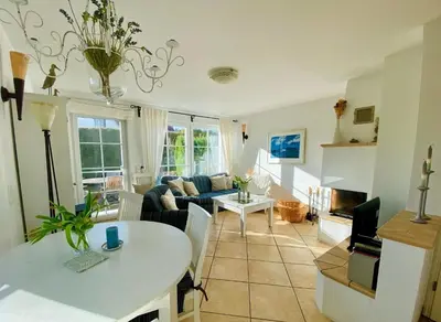 Ein Sitzbereich in der Unterkunft Haus Rosenberg