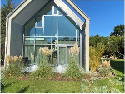 Ein Garten an der Unterkunft Happynest