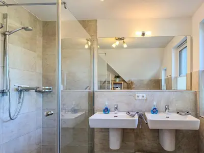 Ein Badezimmer in der Unterkunft Schifferkaten