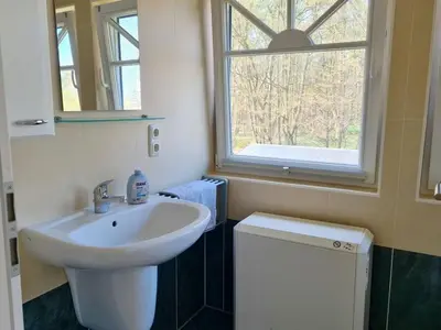 Ein Badezimmer in der Unterkunft Haus Waldesruh