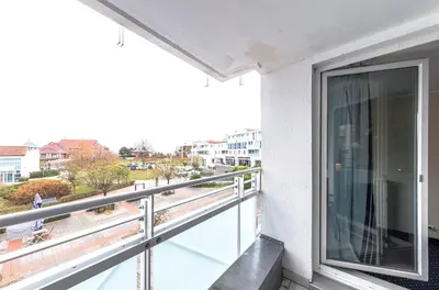 Ein Balkon oder eine Terrasse in der Unterkunft Deichblick - gemütliches Apartment im Herzen von Zingst