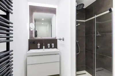 Ein Badezimmer in der Unterkunft Sommertraum - Charmante 3-Zimmer Wohnung mit Eckbalkon in Wustrow
