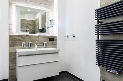 Ein Badezimmer in der Unterkunft Ostseefeeling - 5 Sterne Ferienwohnung mit Südbalkon in der Seefahrtschule Wustrow