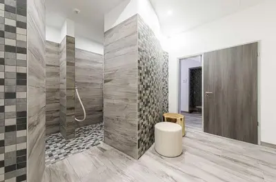 Ein Badezimmer in der Unterkunft Sommerblume - 5 Sterne Ferienwohnung mit Blick über die Dünen zur Ostsee