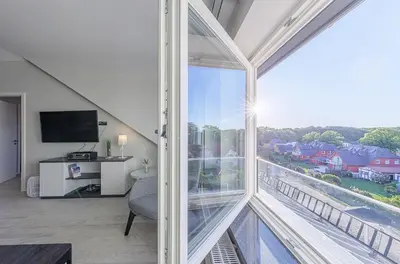 Ein Balkon oder eine Terrasse in der Unterkunft Seebadrast - 5-Sterne Ferienwohnung mit historischem Charme und modernem Komfort