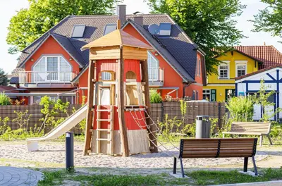 Ein Kinderspielbereich in der Unterkunft Ferienapartment Kleiner Strandkorb - Ihr Rückzugsort zwischen Ostsee und Bodden