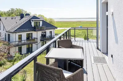 Ein Balkon oder eine Terrasse in der Unterkunft Vitus Bering Suite - Modernes Urlaubsdomizil zwischen Saaler Bodden und Ostsee