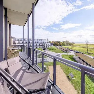 Ostseepanorama - mit Balkon und Boddenblick