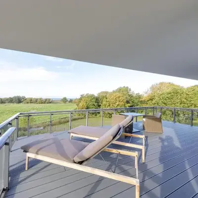 Strandlounge - 5 Sterne-Wohnung mit XXL-Balkon