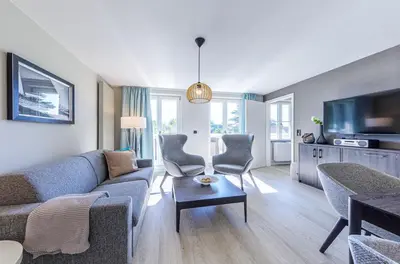 TV/Unterhaltungsangebot in der Unterkunft 5 Sterne Strandräuber in Wustrow - Balkon, Sauna & Ostsee