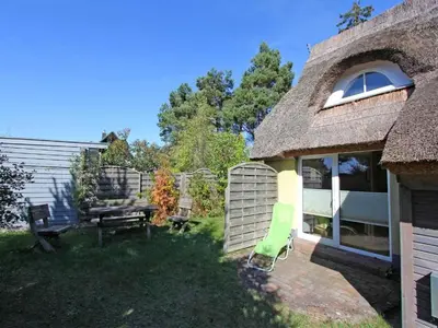 Das Gebäude in dem sich das Ferienhaus befindet