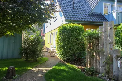 Ein Garten an der Unterkunft Anleger im Hafenhaus