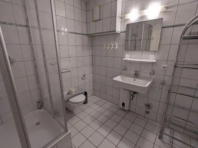 Ein Badezimmer in der Unterkunft Rüm Hart