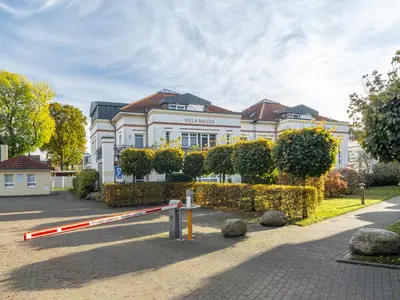 Ein Garten an der Unterkunft Villa Nicole - Wohnung 01