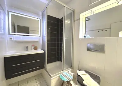 Ein Badezimmer in der Unterkunft Resi Q7