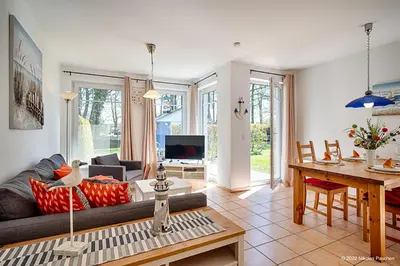 Ein Sitzbereich in der Unterkunft Aabenraa 1 2