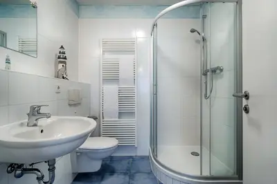 Ein Badezimmer in der Unterkunft Aabenraa 1 2